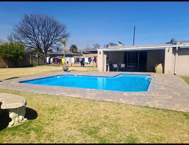 3 BEDROOM HOUSE FOR SALE IN DUNCANVILLE